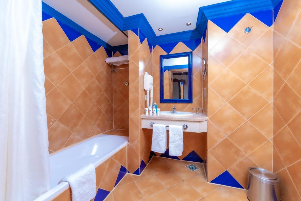 Grand Makadi - Couples And Families Only Hotel Hurghada Bagian luar foto